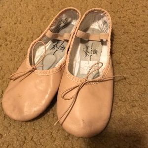 Abt American ballet theatre ballet shoe flats